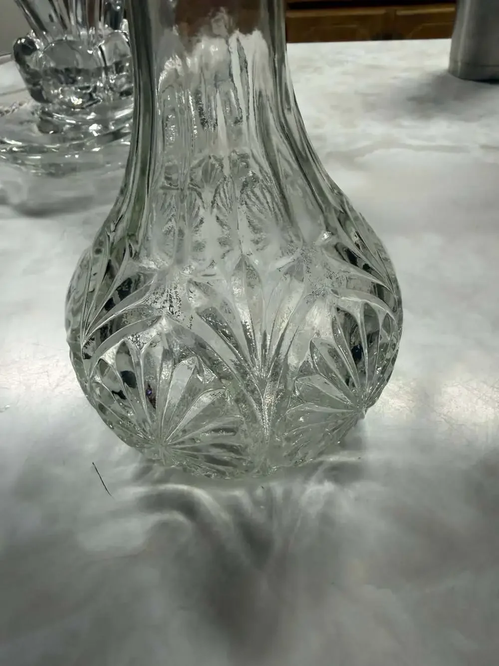 Anchor Hocking Medallion Clear Pressed Glass Decanter with Stopper